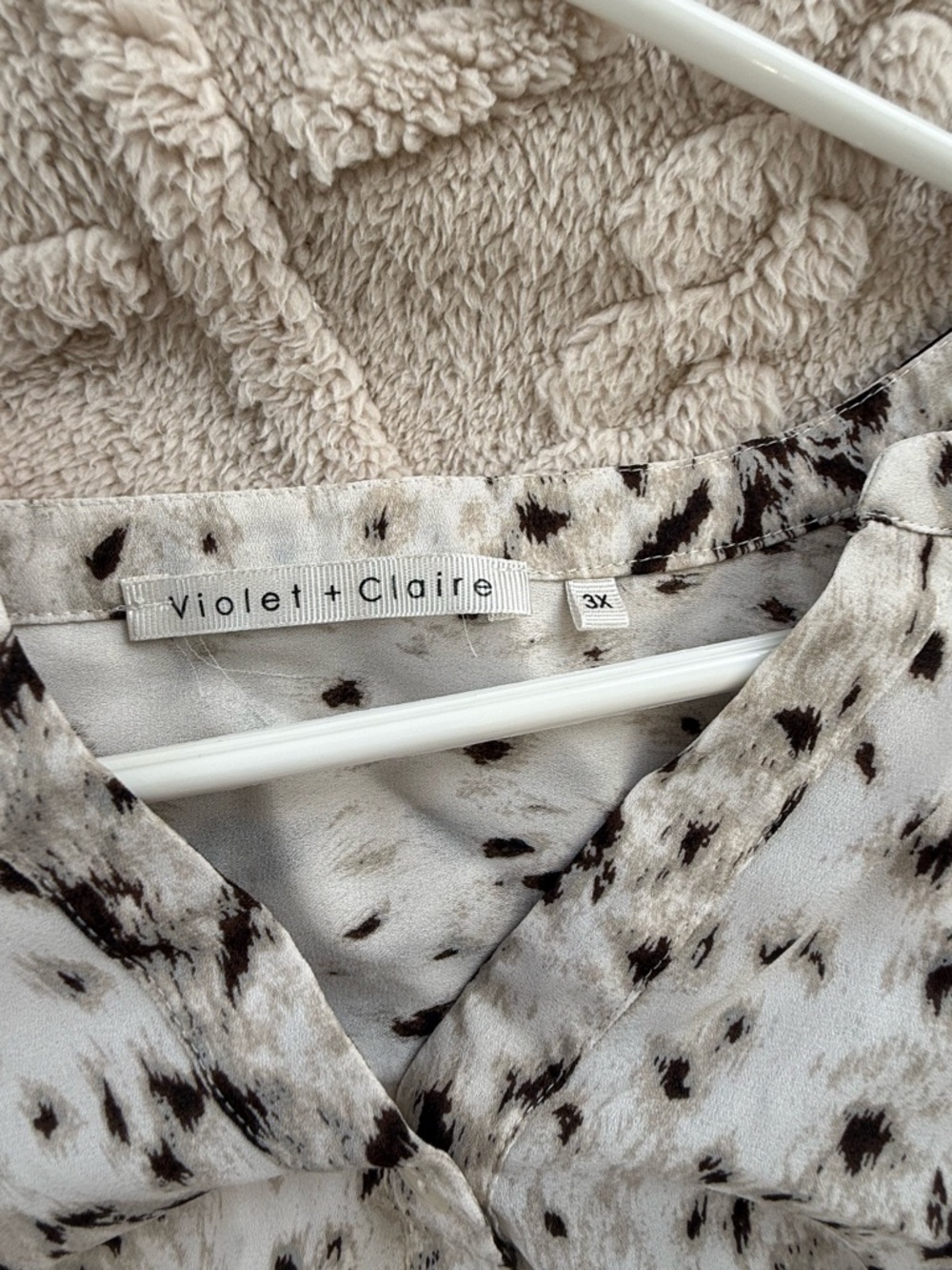 Violet & Claire Cream Sheer Henley Blouse with Black Speckle Print - Picture 2 of 5